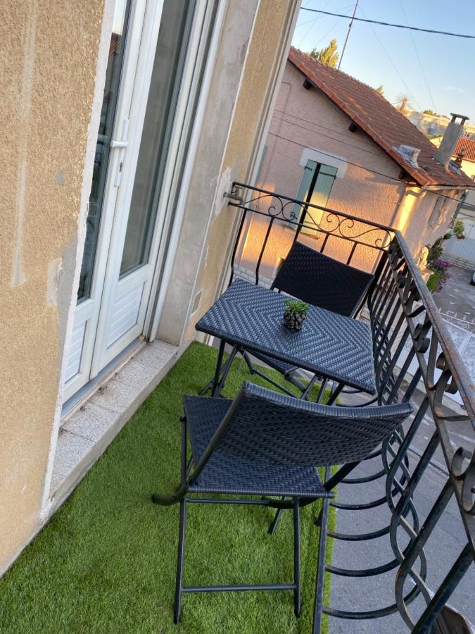 Appartement Cosy Et Moderne, Proche Cite Des Papes Avinhão Exterior foto